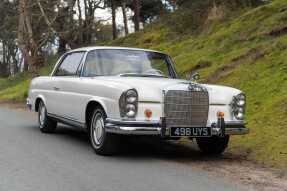 1962 Mercedes-Benz 220 SEb Coupe