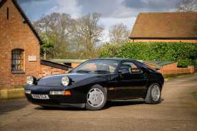 1988 Porsche 928 S4