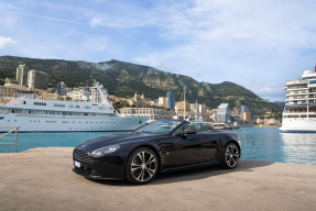 2013 Aston Martin V12 Vantage Roadster