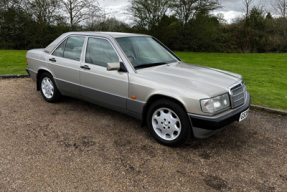 1990 Mercedes-Benz 190E