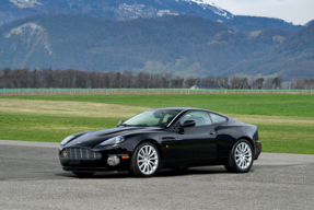 2002 Aston Martin Vanquish