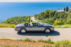 2002 Ford Thunderbird