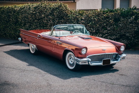 1957 Ford Thunderbird