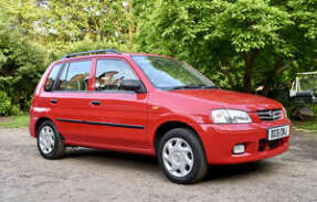 2001 Mazda Demio