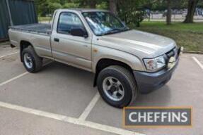 2003 Toyota Hilux