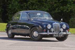 1967 Daimler V8 250