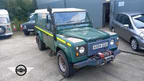 2004 Land Rover Defender