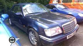 1995 Mercedes-Benz E 220