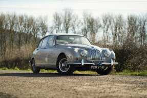 1968 Daimler V8 250