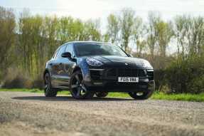 2015 Porsche Macan