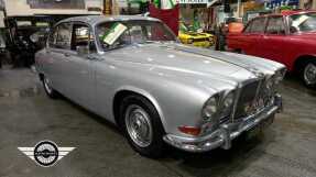 1968 Jaguar 420