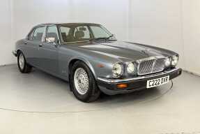 1986 Jaguar XJ12