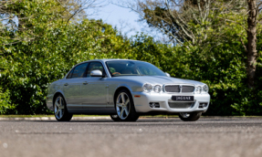 2007 Jaguar XJR
