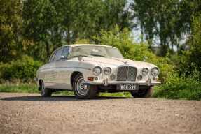 1969 Jaguar 420