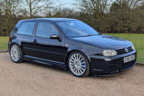 2003 Volkswagen Golf R32