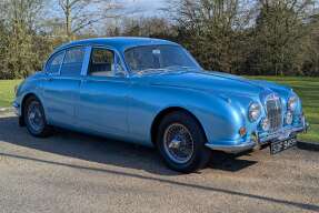1969 Daimler V8 250