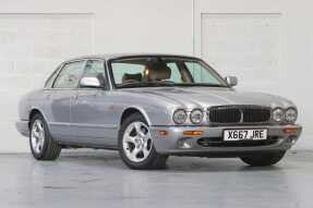 2000 Jaguar XJ
