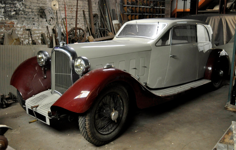 Voisin C18 V12 Coupe