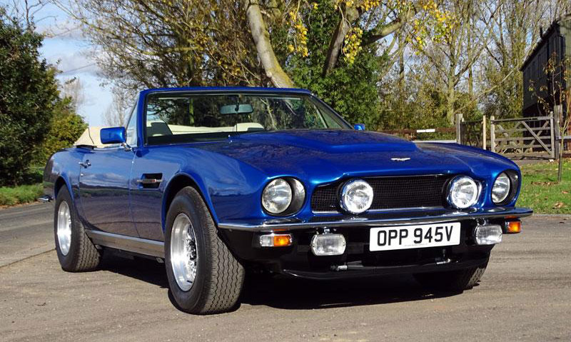 Aston Martin V8 Volante