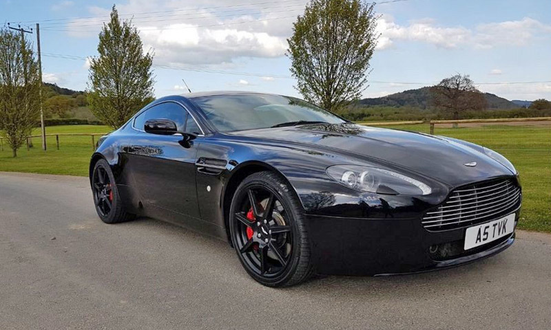 Aston Martin V8 Vantage