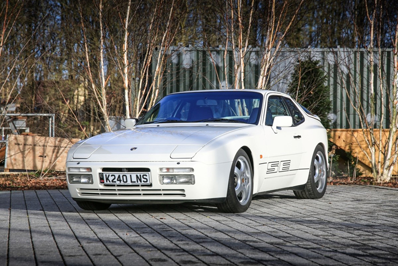 Porsche 944 S2 SE