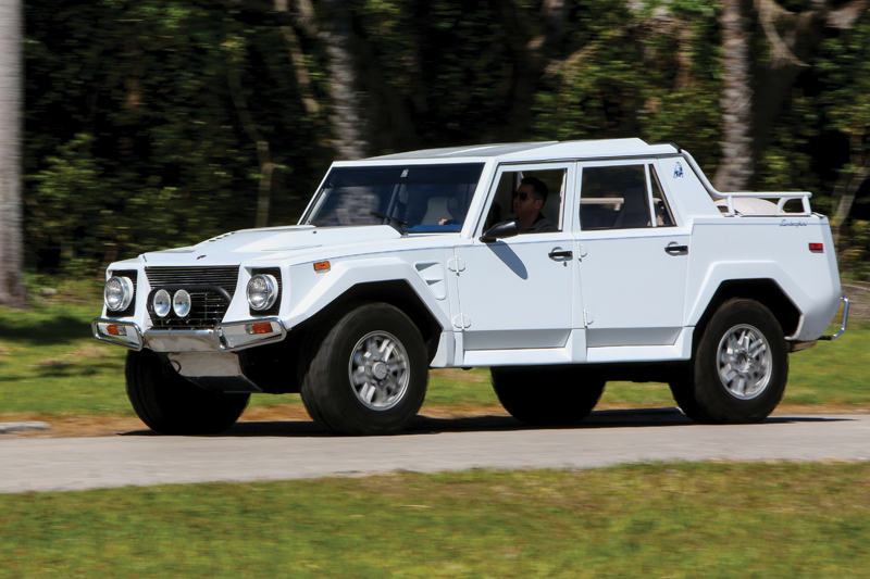 Lamborghini LM002