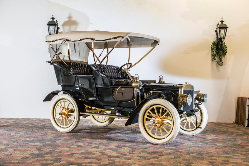 Ford Model B Side Entrance Tonneau