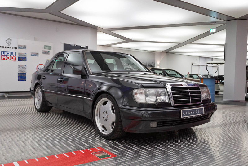 Mercedes-Benz 500 E