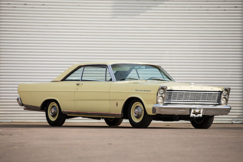 Ford Galaxie 500