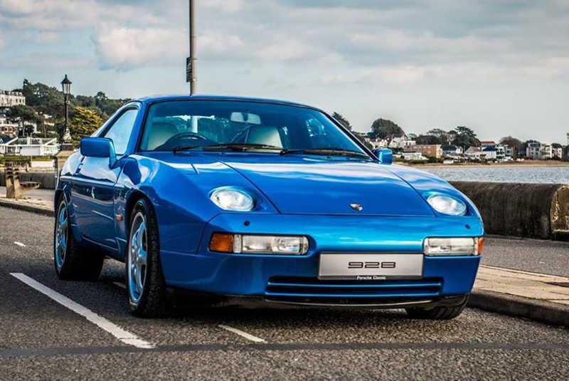 Porsche 928