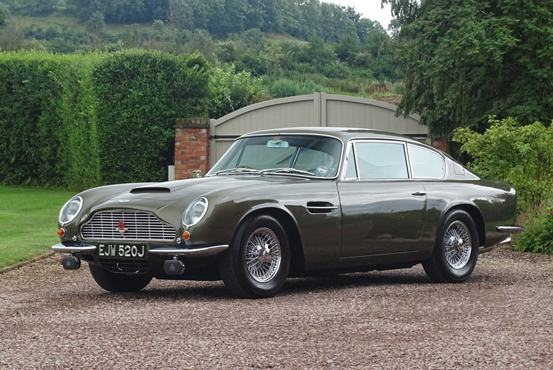 Aston Martin DB6