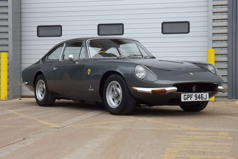 Ferrari 365 GT 2+2